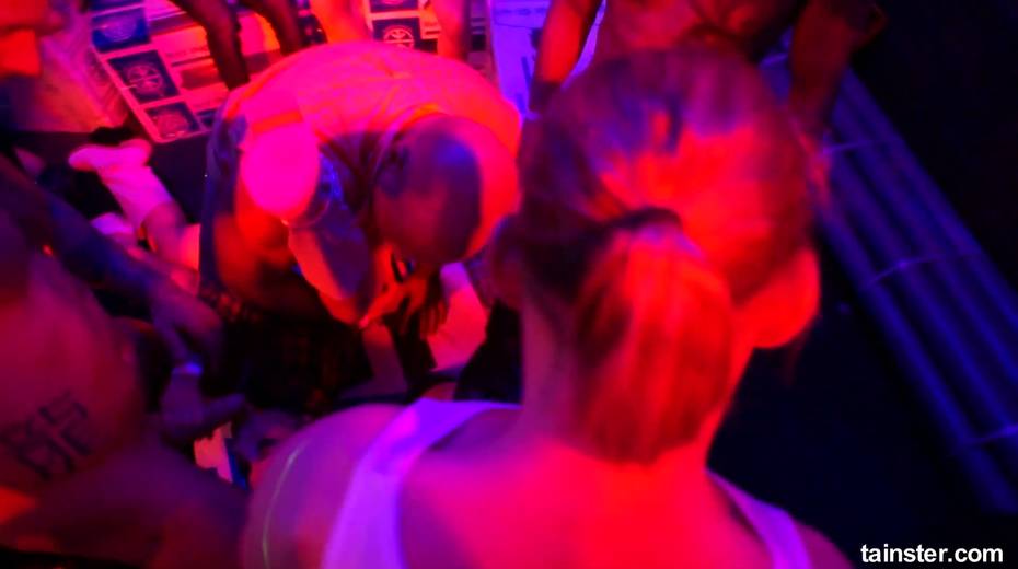 Several spoiled sluts suck dicks and dance at the party - 11. pic