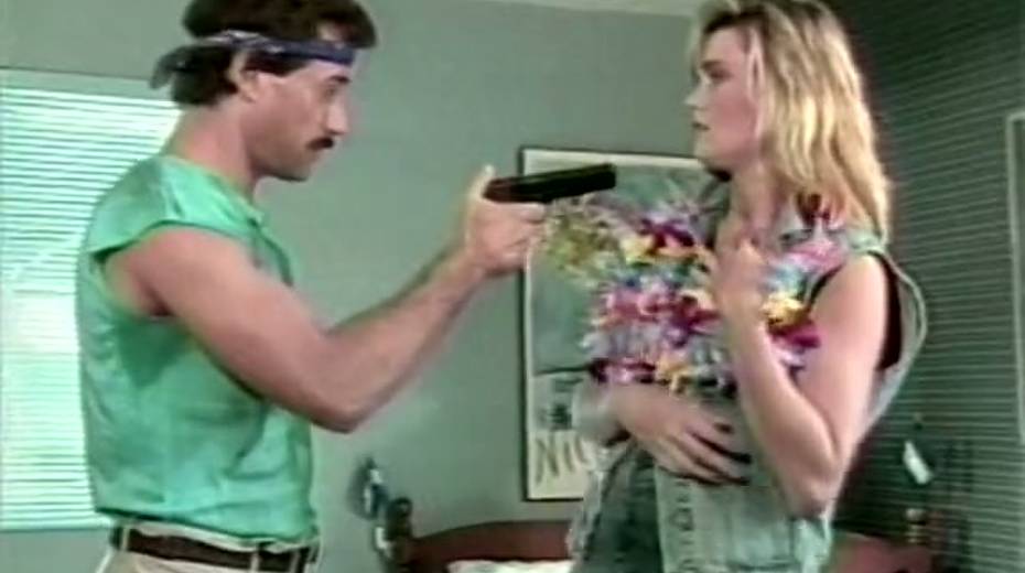 Beautiful retro blonde gets her cunt rammed missionary style - 5. pic