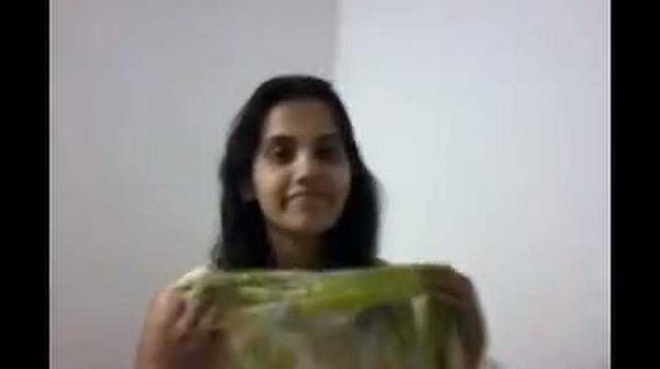 Busty Indian girl poses for camera showing off her goodies - 5. pic