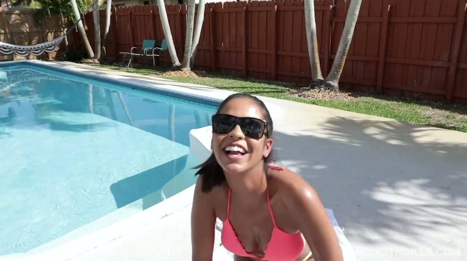 Tantalizing chick Vienna Black seduces boyfriend's brother and fucks him by the poolside - 5. pic