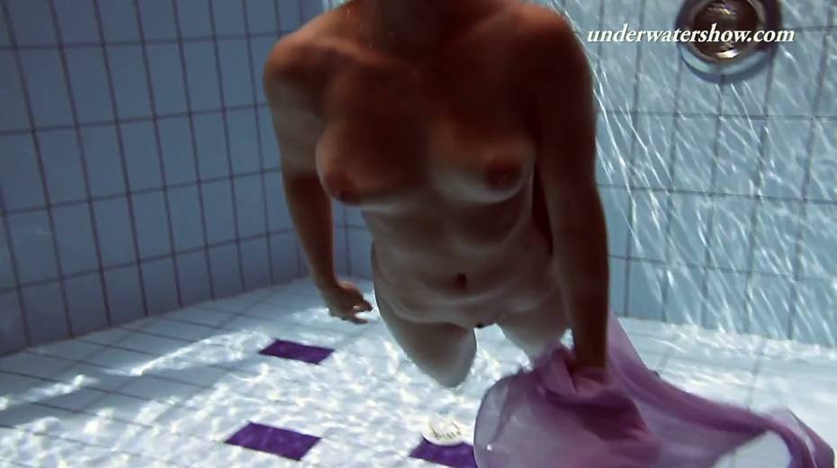 Charming curly babe Paulinka shows striptease under the water - 5. pic