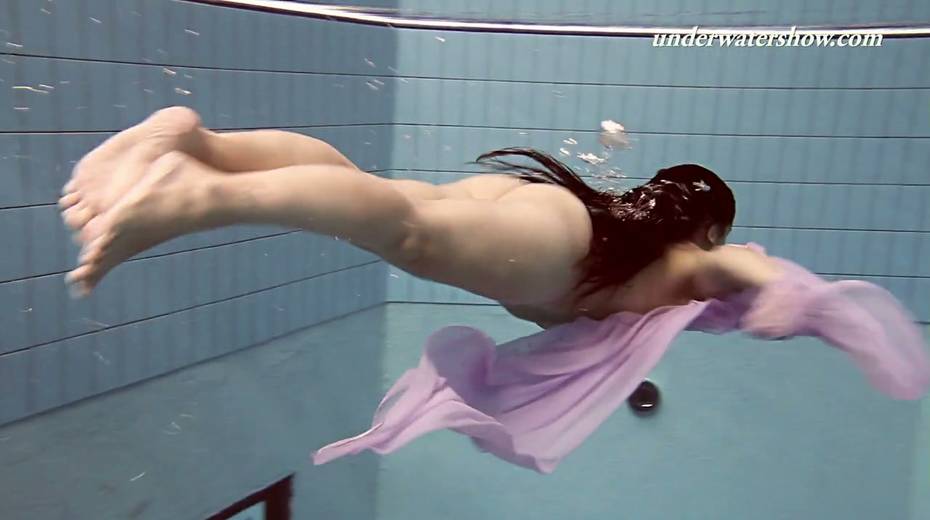 Charming curly babe Paulinka shows striptease under the water - 12. pic