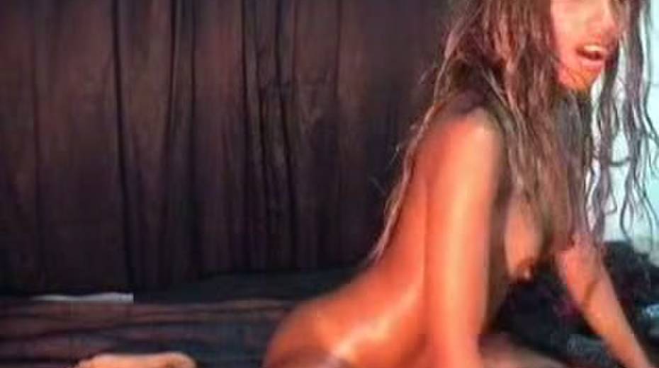 Extremely sexy and hot bitch with awesome boobs shows her pussy - 15. pic