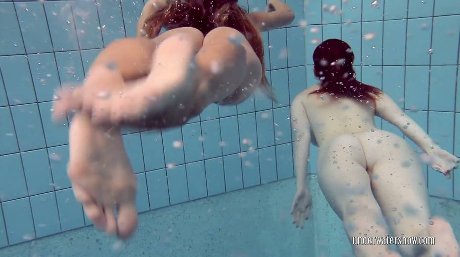 Two naughty babes undress under the water and does tricks - 24. pic