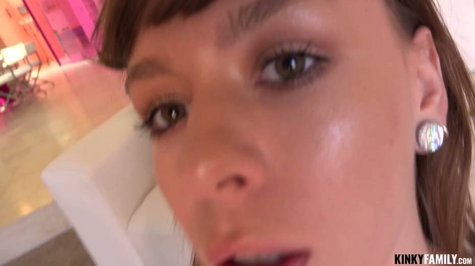 Beautiful stepsister Alex Blake gives a good blowjob and gets her slit nailed - 13. pic