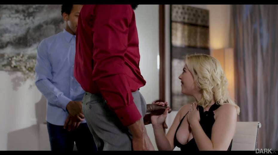 Blind folded blonde Summer Day gives a blowjob to black BF's friend - 7. pic