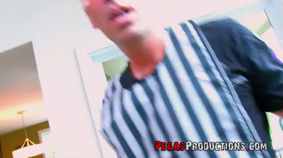 Jaw dropping chick Amy Lee gives her head and gets double penetrated - 16. pic