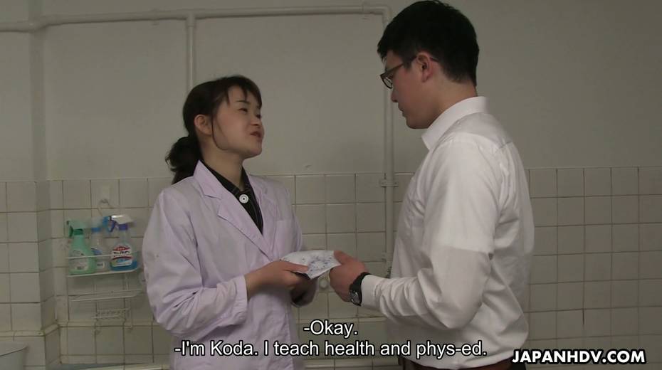 Spoiled though shy looking Asian gal Sayaka Aishiro gives a proper blowjob - 2. pic