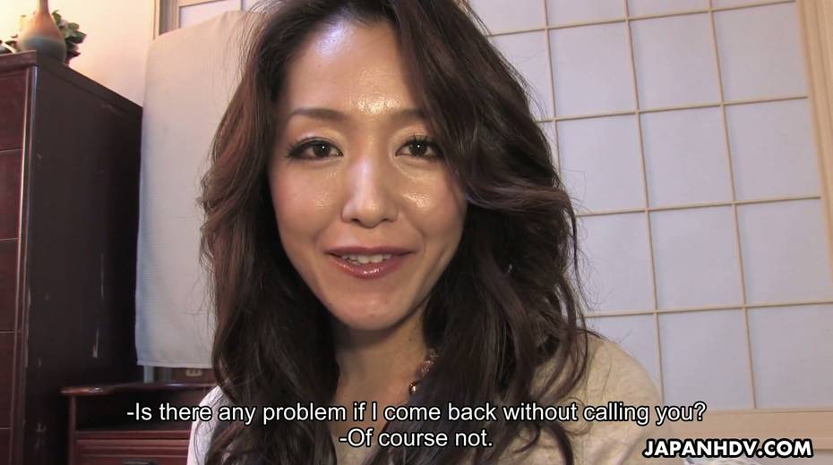 Busty Asian milf Nao Kato finger fucks pussy and gives a blowjob in the shower - 2. pic