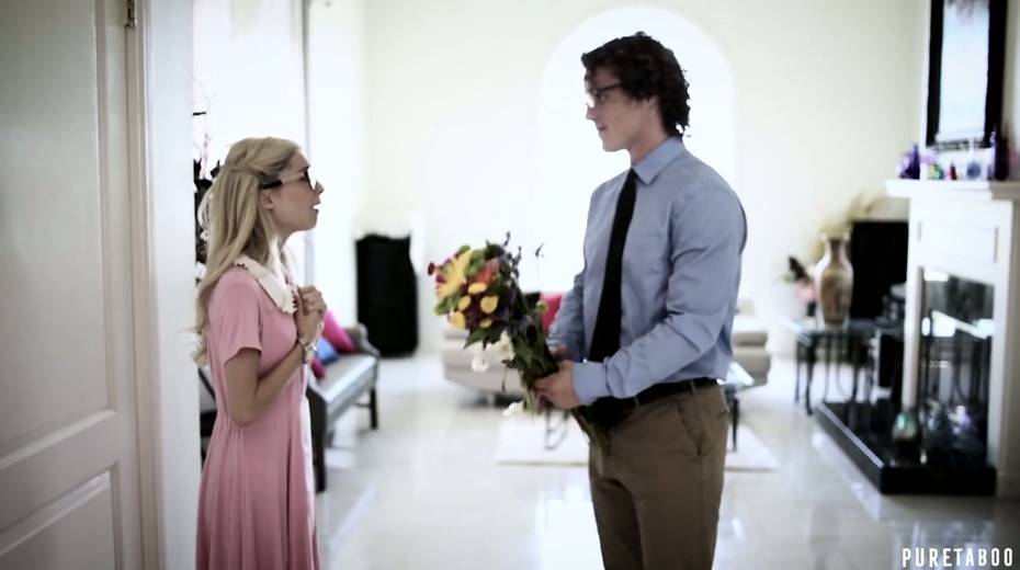 Petite blonde in glasses Piper Perri gets facial after hardcore gangbang - 2. pic