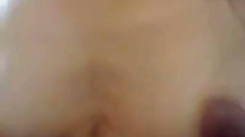 Desirable Indian girl poses for camera absolutely naked - 4. pic