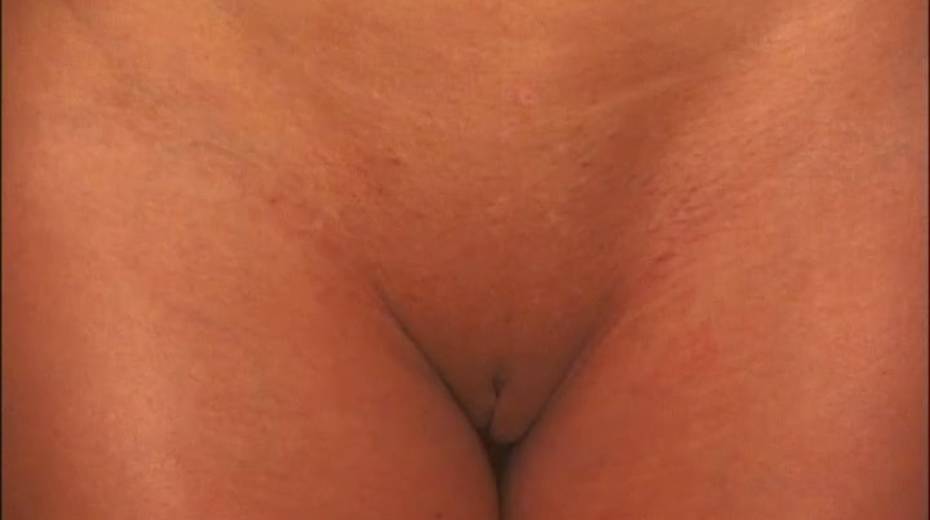 Nikki Montana strips and shows off her alluring and ready for hard sex pussy - 13. pic