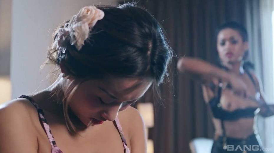 Kinky Dani Daniels and her assistant are toying pussy of new girl - 4. pic