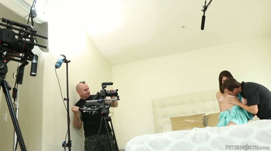 Behind the scene video featuring sexy porn actress Brooklyn Daniels - 14. pic