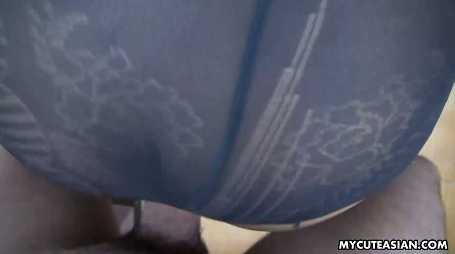 Obedient oriental chick gives blowjob and takes cumshots on her face - 27. pic