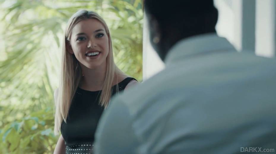 Sex-appeal blond babe Anny Aurora gets her mouth pussy and anus blacked - 2. pic