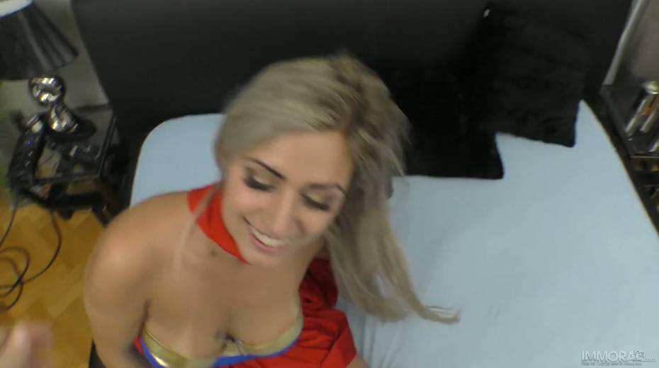 Hot XXX cosplay video featuring seductive Superwoman Mia Linz - 2. pic