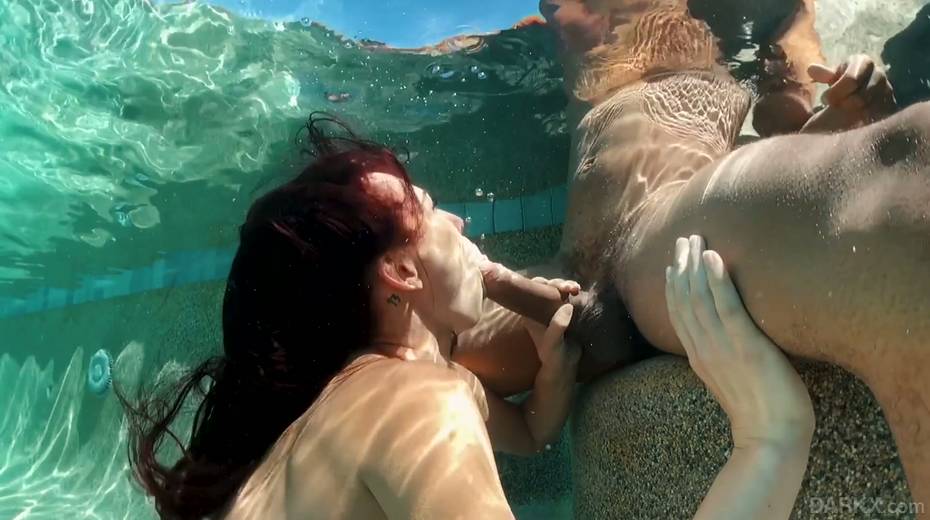 White babe Aidra Fox gives a blowjob under the water and gets fucked by the poolside - 7. pic