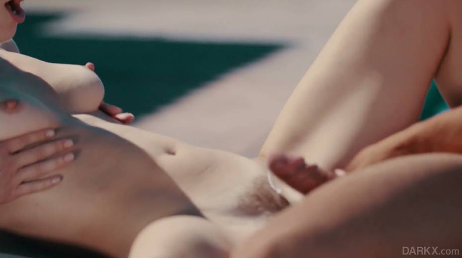 White babe Aidra Fox gives a blowjob under the water and gets fucked by the poolside - 28. pic
