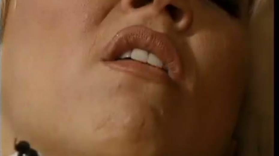 Gorgeous sex goddess Teanna Kai enjoys tempting lesbian sex - 10. pic