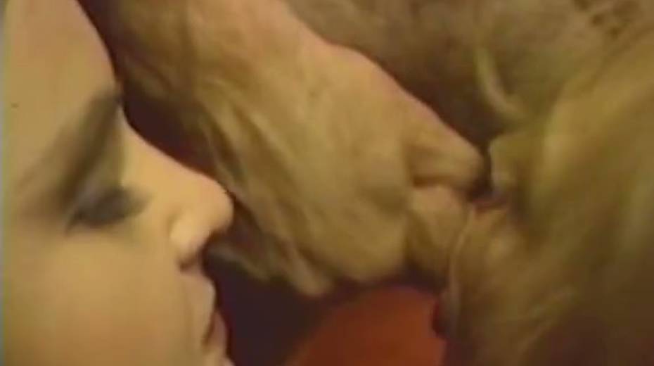 Bootylicious and buxom blond haired hoe gets her pussy licked and banged - 7. pic