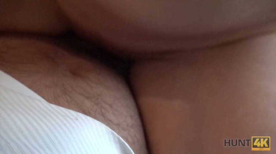 Young Czech chick gets intimate with barely known guy on the first date - 18. pic