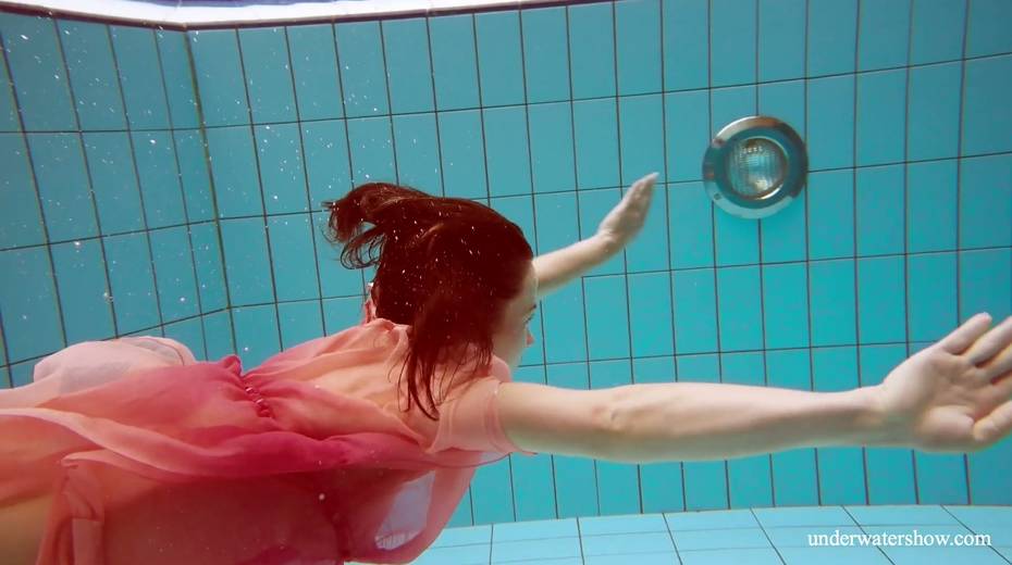 Pretty hot swimming babe Deniska gets naked under the water - 4. pic