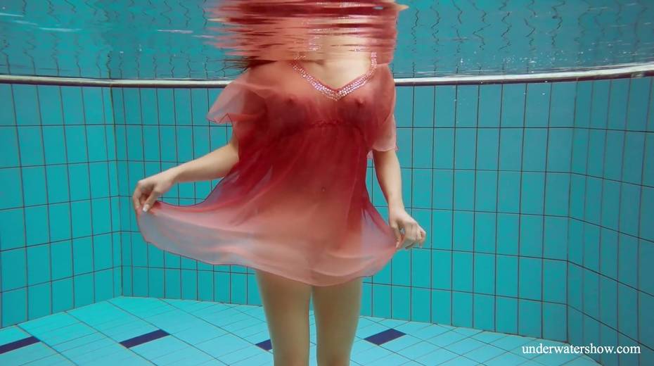 Pretty hot swimming babe Deniska gets naked under the water - 10. pic