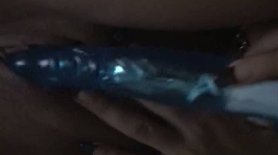 Kinky slut poking her twat with big dildo in a dark room - 11. pic