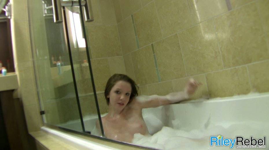 Pretty all natural brunette girlie Riley Rebel poses all nude in the bathroom - 2. pic