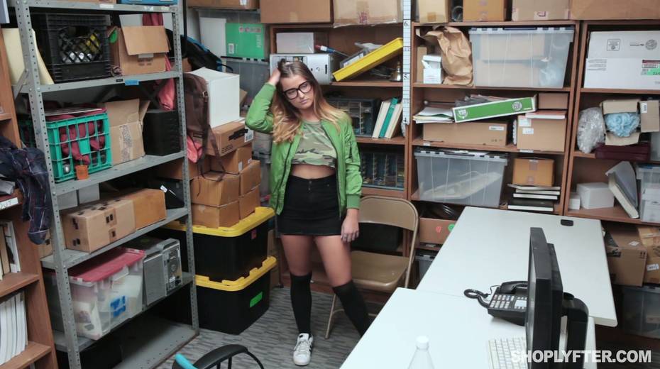 Sexy thief chick Dakota Rain is fucked and punished in the back room - 3. pic