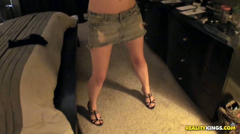 Red haired hoochie Kassondra Raine is fucked hard on a pov camera - 5. pic