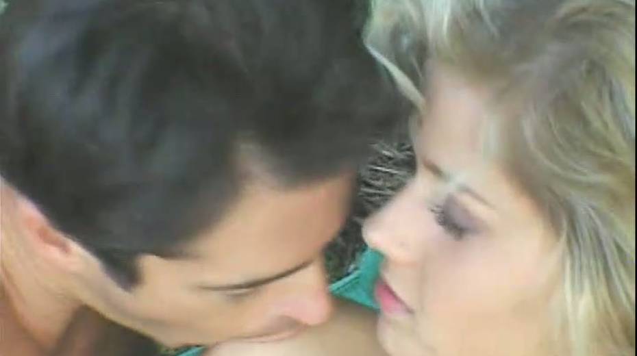 Fucking outdoors can offer relief and this pretty blonde knows about it - 14. pic