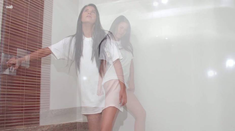Beautiful seductive babe in wet white T-shirt Kendra Roll - 5. pic