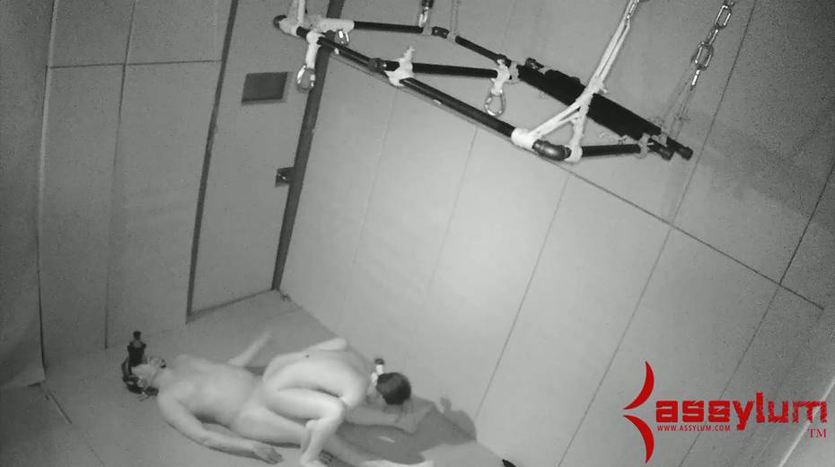 Kinky pervert in mask drills anal hole and deep throat of one lustful chick - 24. pic