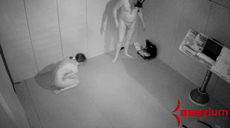 Kinky pervert in mask drills anal hole and deep throat of one lustful chick - 25. pic