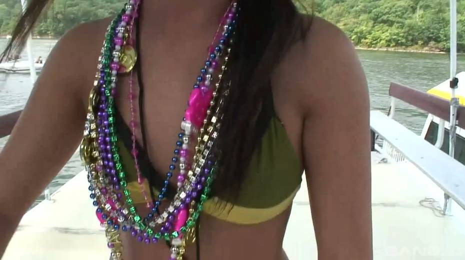 Hotti in bikini Cherell shows her pussy and goes wild on the yacht - 16. pic