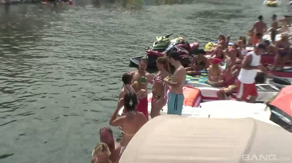 Hotti in bikini Cherell shows her pussy and goes wild on the yacht - 22. pic