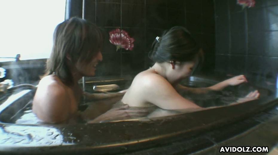 Asian hottie Saki Ogasawara gives a great Japanese blowjob and gets her pussy licked - 5. pic