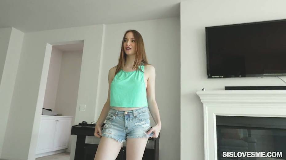 Blowjob expert Hazel Moore does her best and gets a mouthful of cum - 2. pic