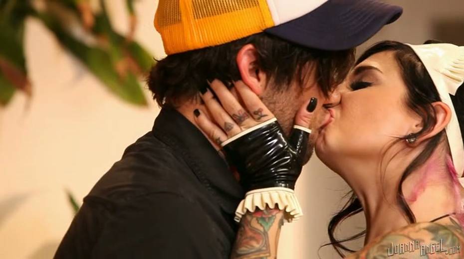 Saucy inked maid sucking big dick deepthroat in dirty porn clip - 3. pic