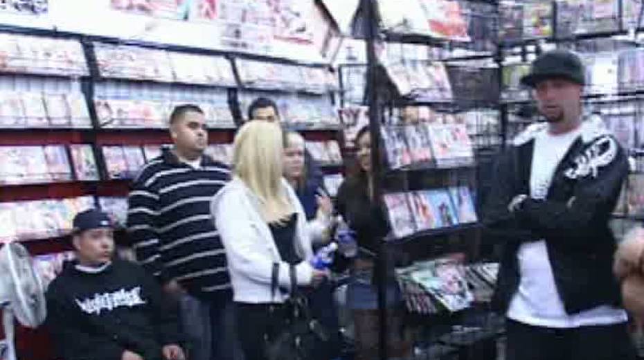 The day when the kinkiest milf bitches got together in the store - 2. pic