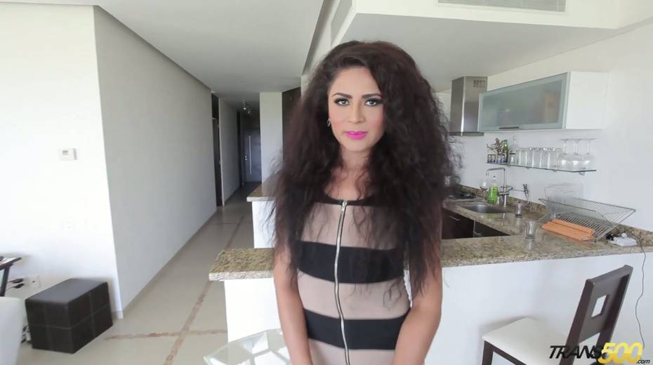 Sexually charged shemale Perla Rios is taking a shower - 2. pic