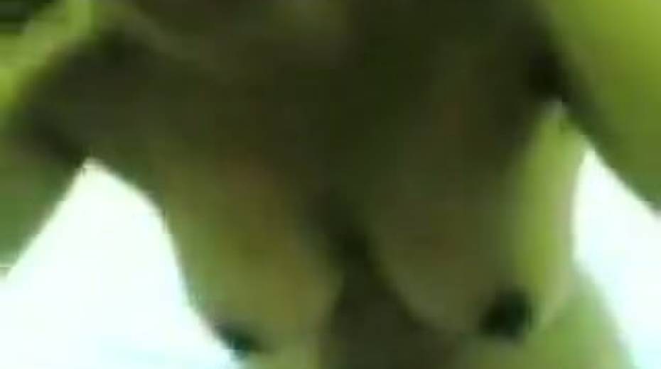 Cock crazed Indian slut gives her lover a nice blowjob - 11. pic