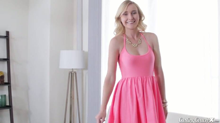 First XXX casting scene of sex-appeal blond babe Peyton Coast - 10. pic