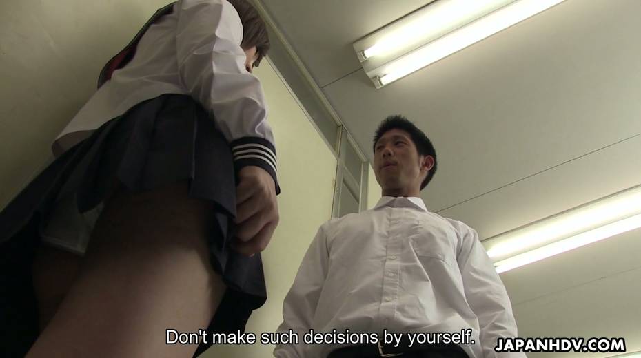 Turned on buddy is able to have a look at hungry Japanese pussy belonged to Kaede Oshiro - 7. pic