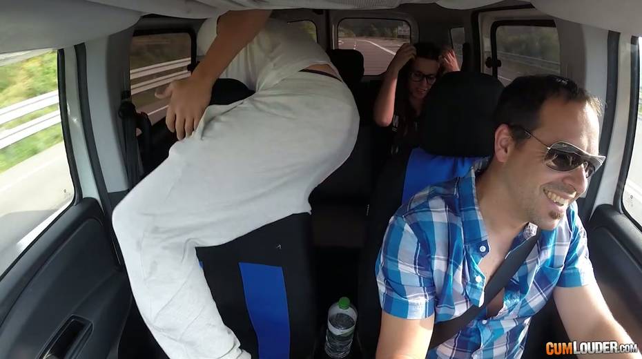 Kinky couple are having crazy quickie in the back seat in the presence of driver - 3. pic