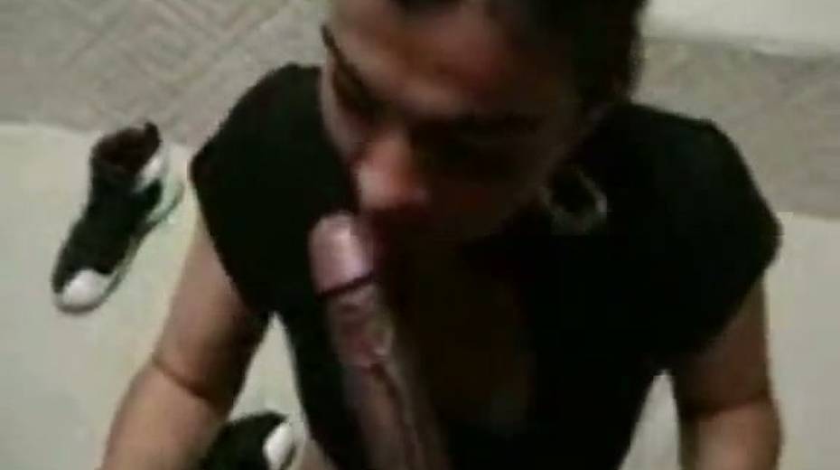Cock obsessed Indian chick sucks her lover's black cock like a total slut - 6. pic