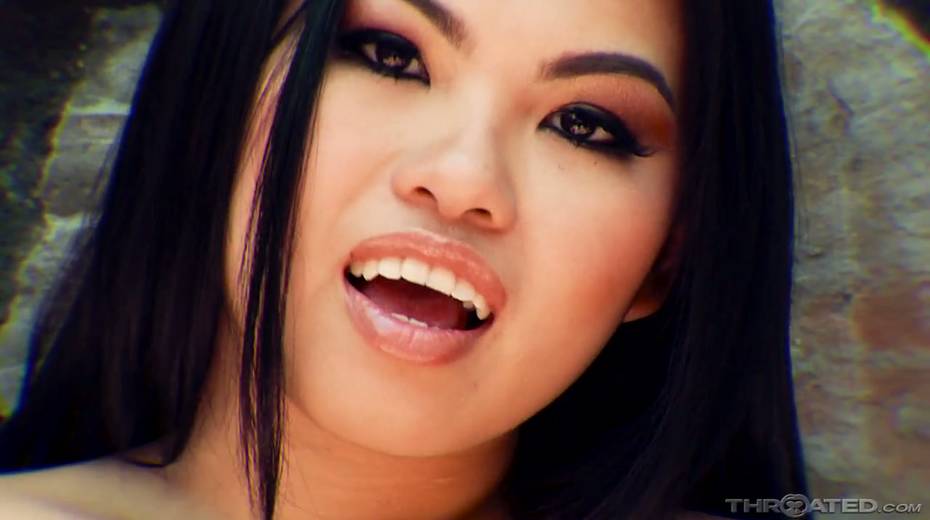 Tantalizing Asian hottie Cindy Starfall gives a blowjob and rimjob - 3. pic