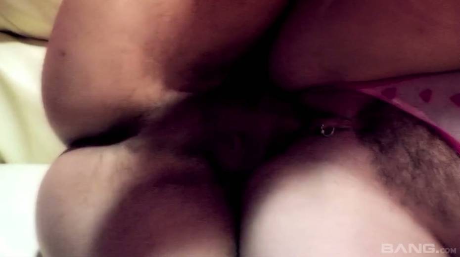 Juggy whores with big asses fuck one horny and well endowed dude - 13. pic